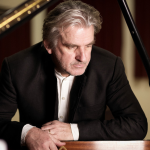 Barry Douglas (zdroj Prague Philharmonia)