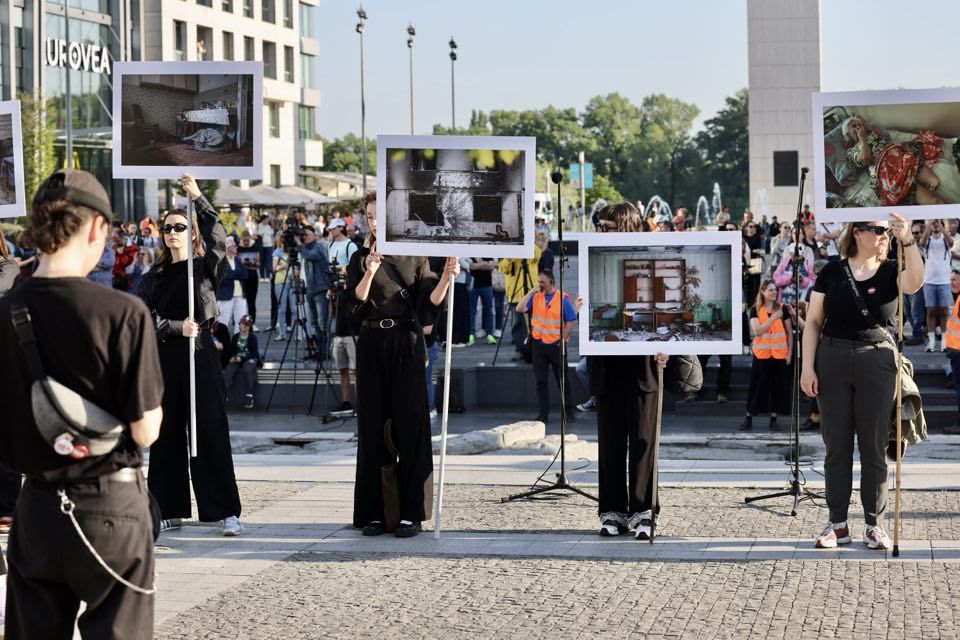 Protest proti vystoupení sopranistky Anny Netrebko v Bratislavě, 30. dubna 2025 (foto Ivan Majerský)