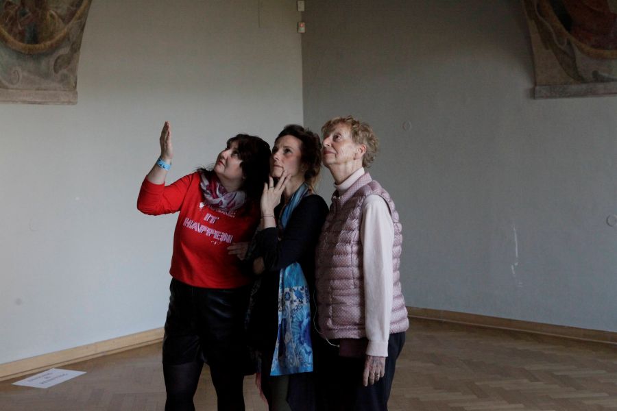 Tanec v galerii – A Fancy (ve Šternberském paláci, foto Julie Stehnová)