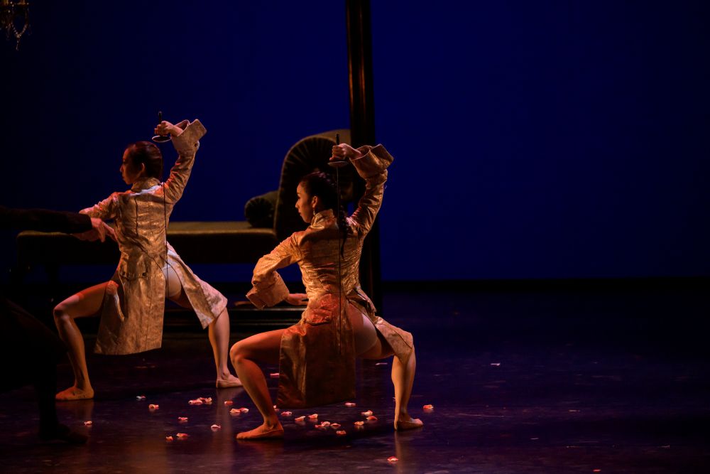 Tokyo City Ballet v L’heure bleue Jiřího Bubeníčka (foto Serghei Gherciu)