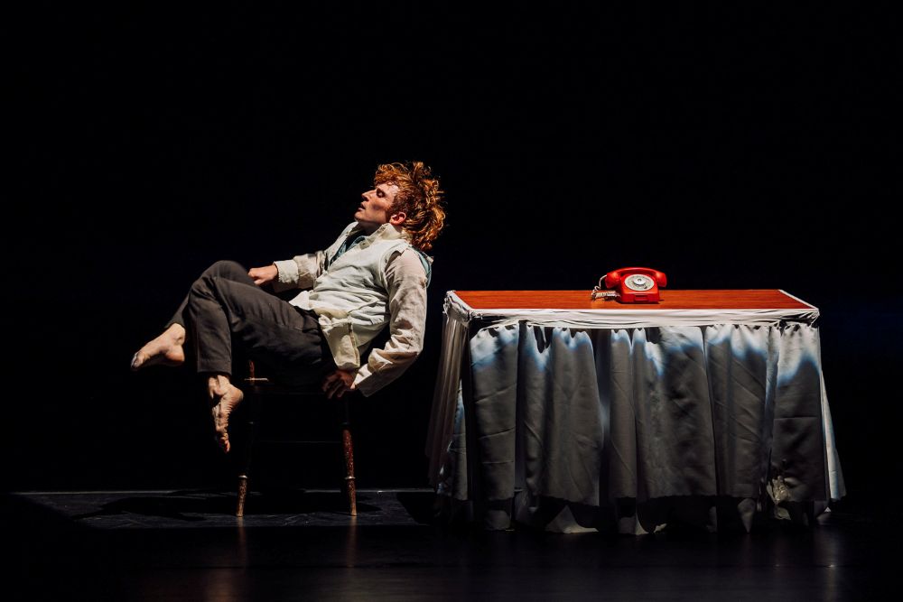 Linus Jansner – Liminal Phantoms (foto Marek Jančúch, festival Tanečno 2025)