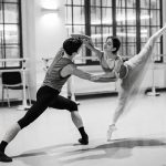 Zkoušky baletu L’Histoire de Manon (foto Serghei Gherciu, Národní divadlo)