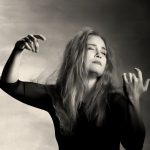 Leila Josefowicz (zdroj Leila Josefowicz, foto Tom Zimberoff)