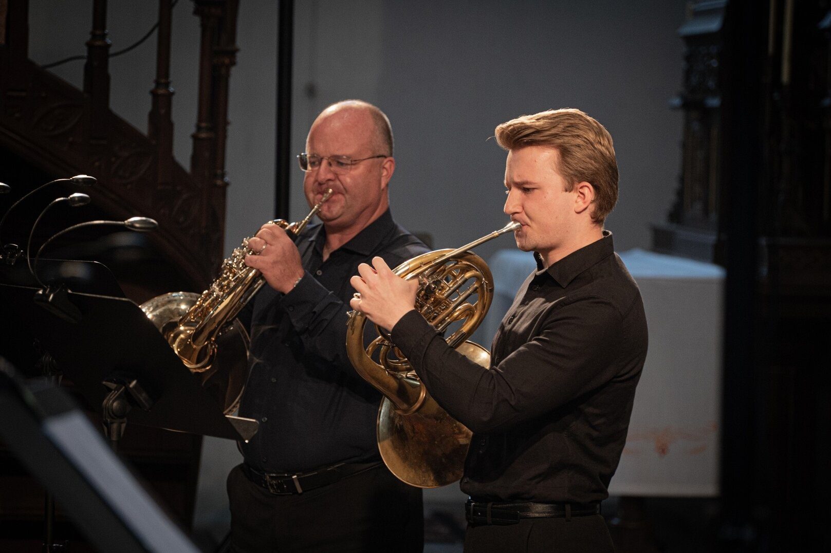 Letní hornové kurzy: Koncert lektorů, 2. srpna 2025, kostel Nanebevzetí Panny Marie, Police nad Metují – Jan Vobořil a Jan Vobořil ml. (foto Michal Sedláček)