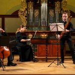 Vivaldi. Reichenauer. Kramář, 9. června 2025, Barokní refektář Profesního domu, Praha – Petr Mašlaň, Jiřina Marešová, Ondřej Šindelář (foto: Milan Mošna)
