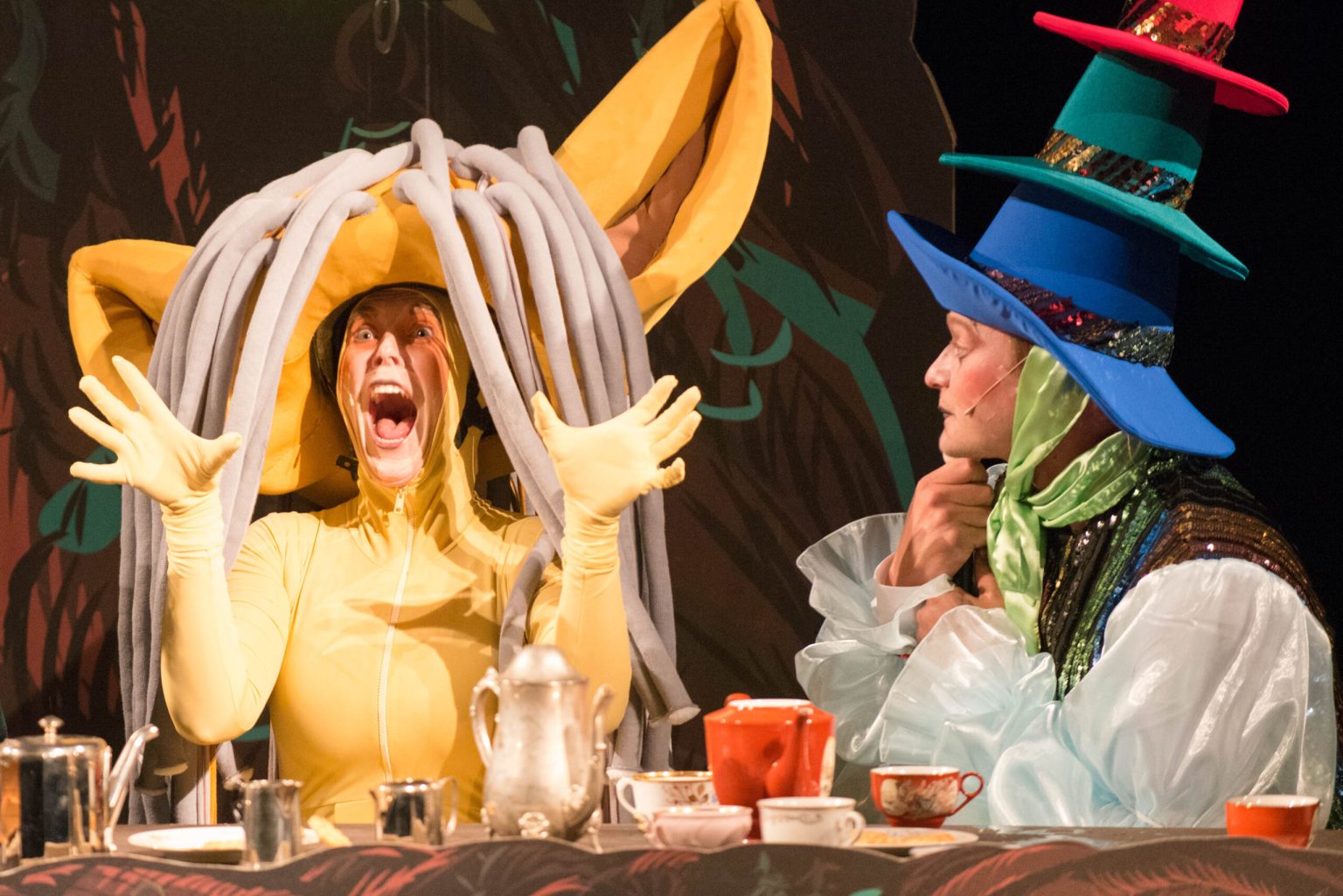 Lewis Carroll: Alenka v říši divů, Divadlo J. K. Tyla Plzeň (zdroj Divadlo J. K. Tyla Plzeň, foto Irena Štěrbová)