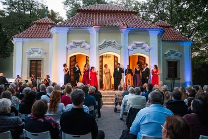 Letní noc světových árií a písní, 6. září 2025, zámek Liteň (zdroj Festival Jarmily Novotné)