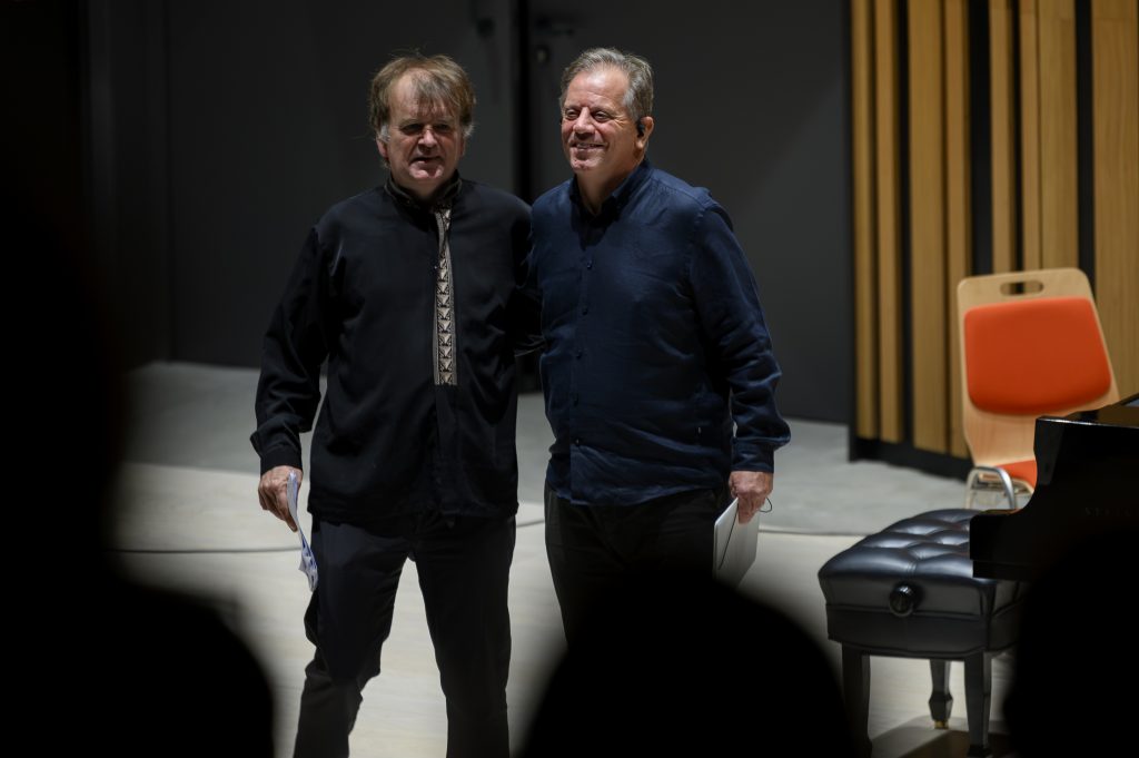 Ostravské dny: Dlouhá noc, Part III – Voice & piano, 29. srpna 2025, City Campus, Fakulta umění Ostravské univerzity – Daan Vandewalle a Nicholas Isherwood (zdroj Ostravské centrum nové hudby)